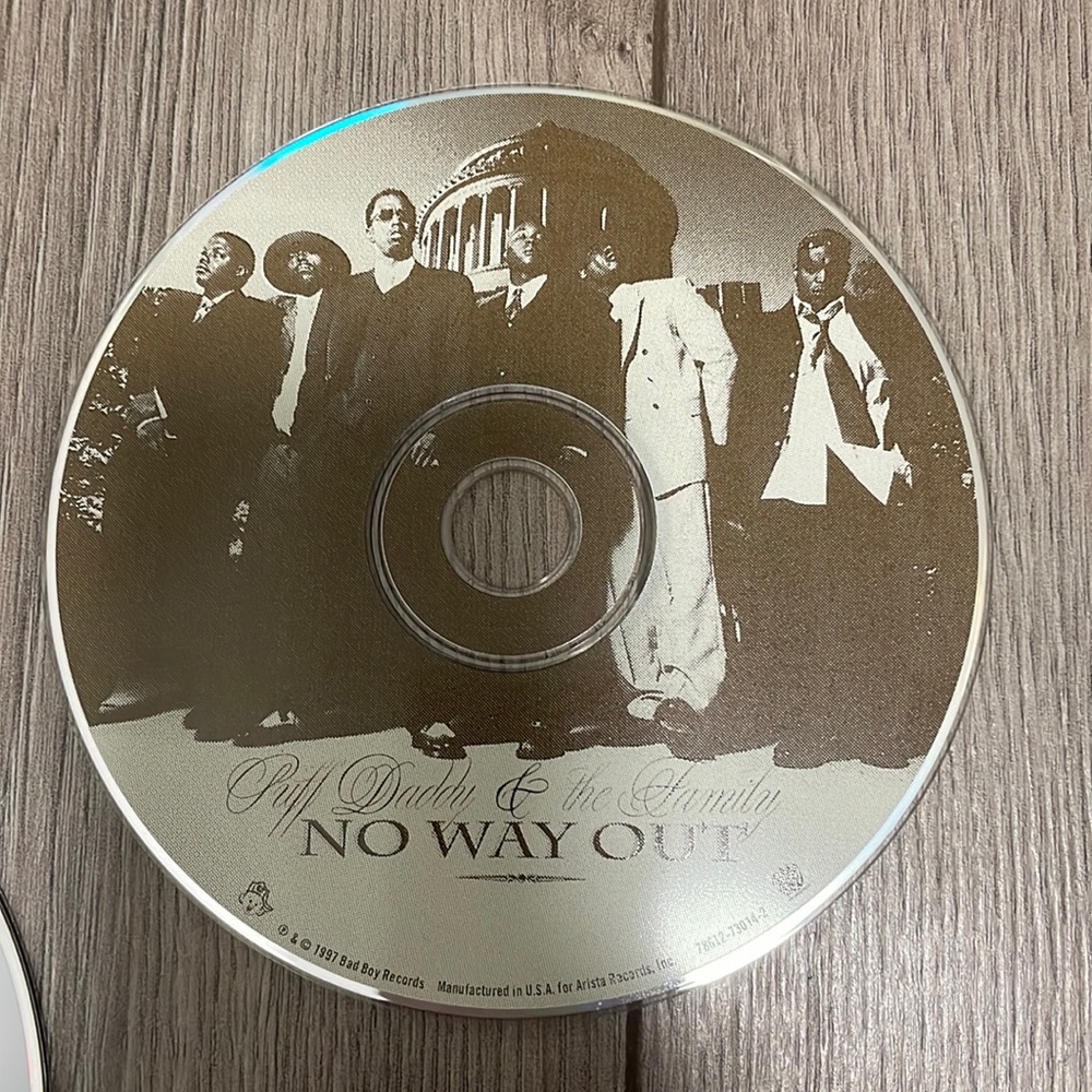 Used CDs - Picture 3 of 9